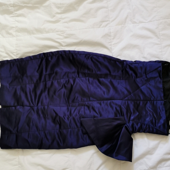 Dress - Picture 4 of 5